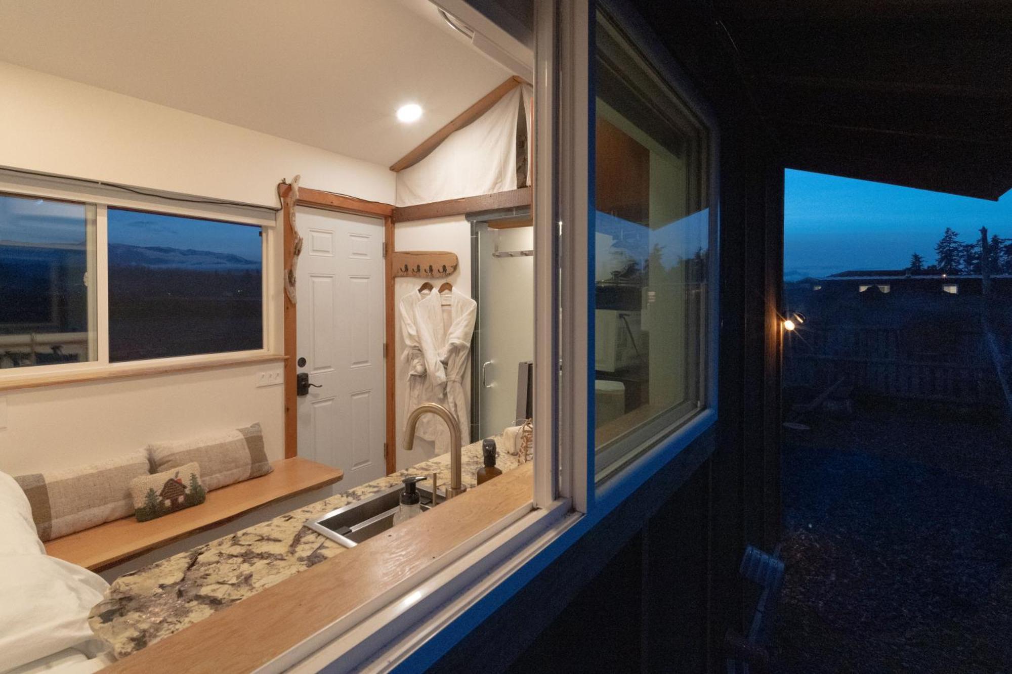 Blue Moon Tiny House, Sauna,Ht Port Angeles Exterior photo